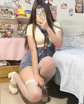 南京桃桃，性感美女集中营