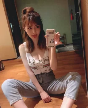 包头 非常骚气的极品小姐姐，服务好不催钟，给哥哥们情人般的体验