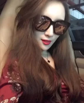 性感外围美女小曼