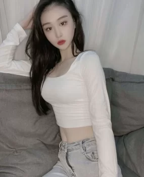 兰州城关区小妹骚逼那么紧，比我老婆的舒服多了