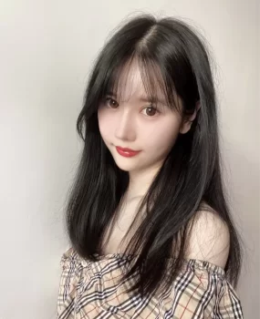 刚刚毕业多久的妹妹长得高腿长 推荐狼友